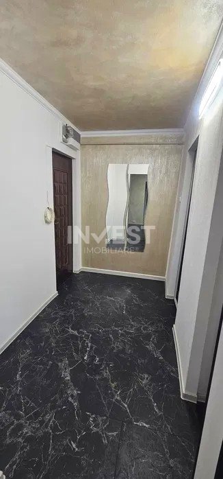 Apartament 2 camere complet renovat - etaj 2 - Podu Roș  - 6