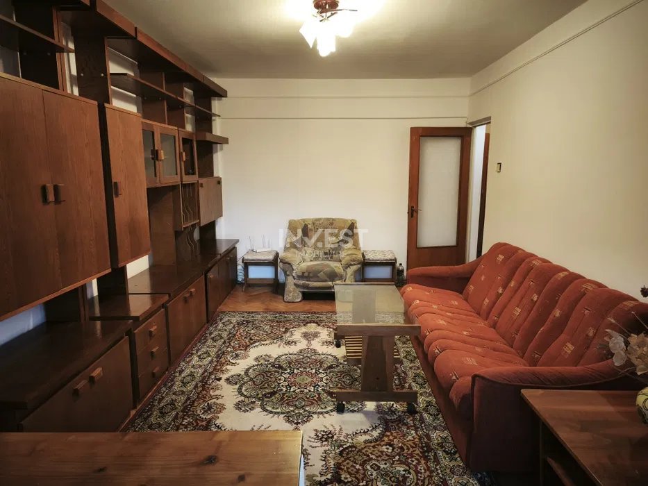 Apartament 2 camere, decomandat, Nicolina, etaj intermediar - 5