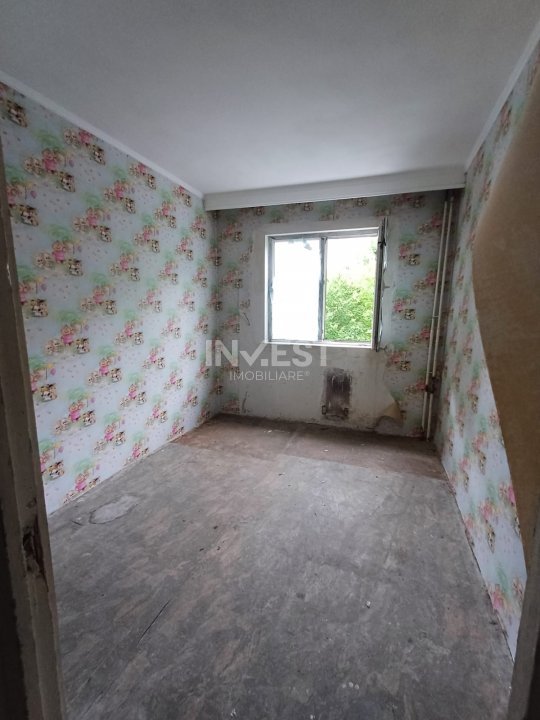 Zimbru- Apartamrnt 3 camere, etaj 1 - 74.900 euro  - 4