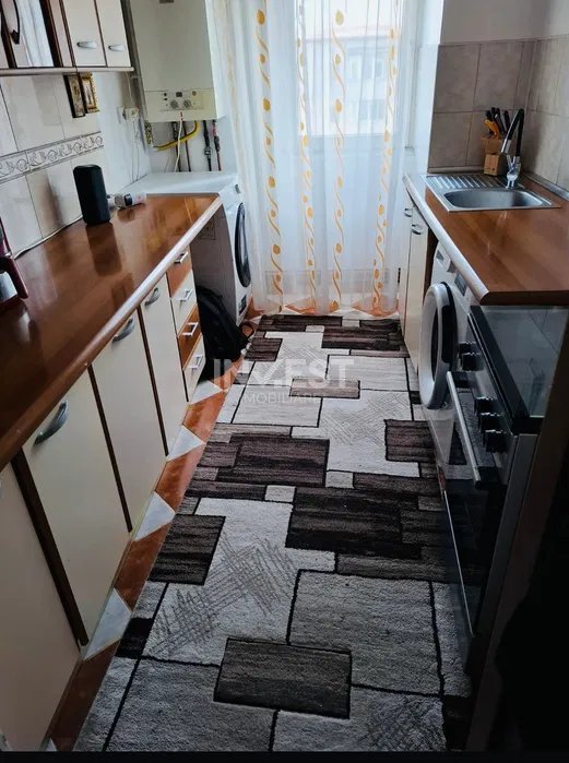 Apartament de vanzare, 2 camere decomandat – Zona Kaufland Păcurari - 5