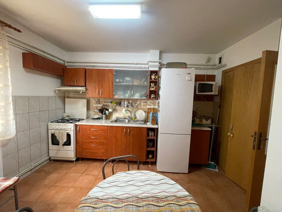 Apartament 3 camere, 2 bai, inclus garaj si boxa, zona Pacurari, Iasi - 11
