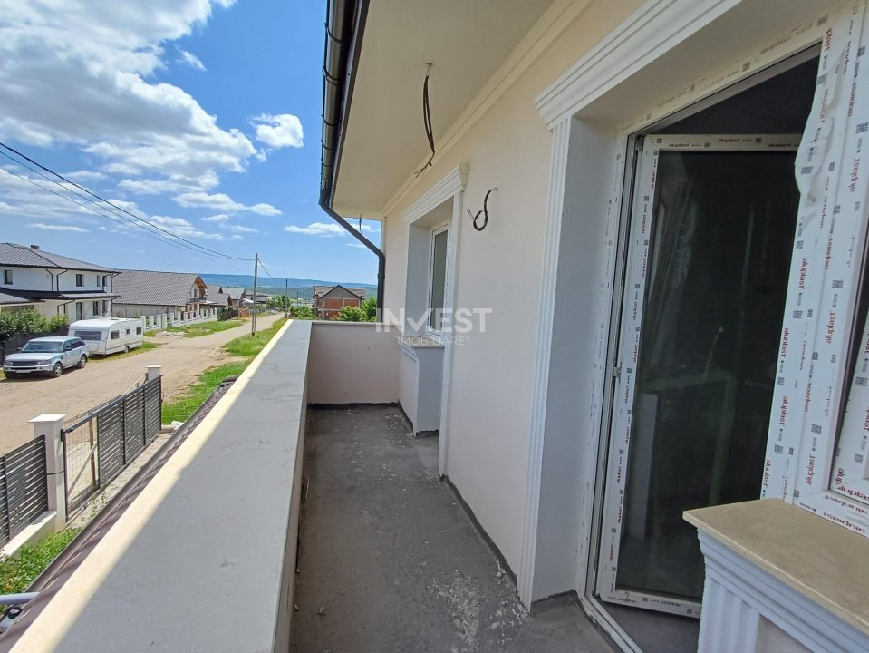 CASA DE VANZARE , FINALIZATA , 900m de  Family Market MIROSLAVA - 5