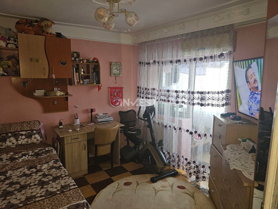 Apartament 2 camere decomandat - etaj intermediar - Baza 3 - 3