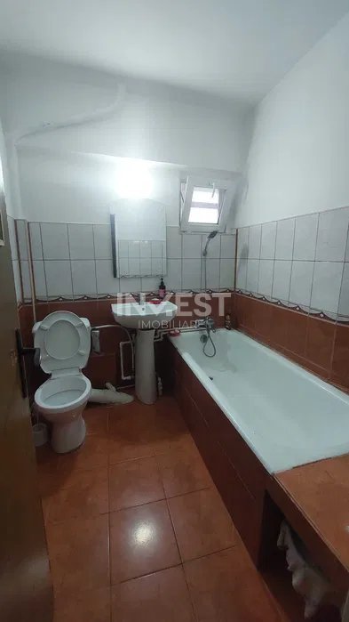 Apartament cu 4 camere de vanzare in Dacia  - 8