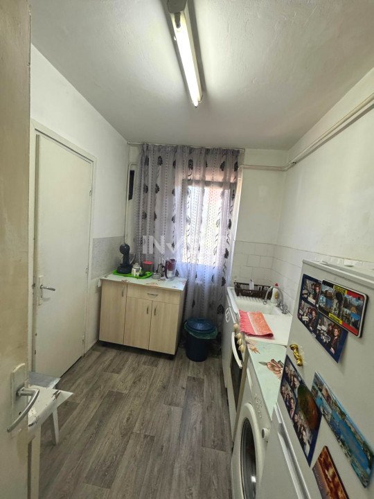 Apartament 2 camere - etajul 2 - bloc fără risc - rond Podu Roș  - 6