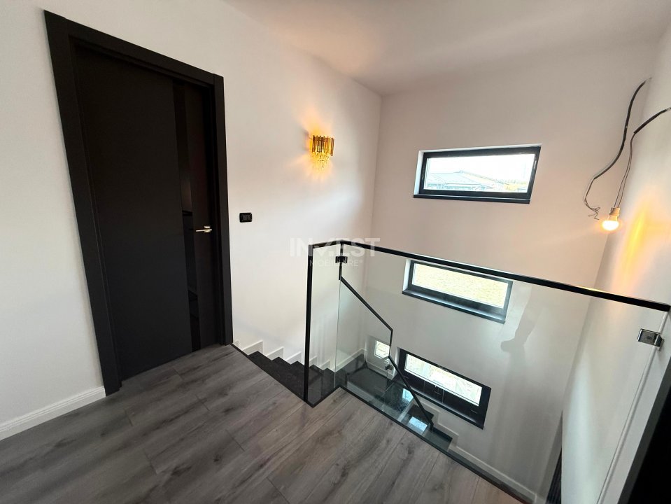Vilă de vânzare cu design deosebit în cartierul Bucium - 21