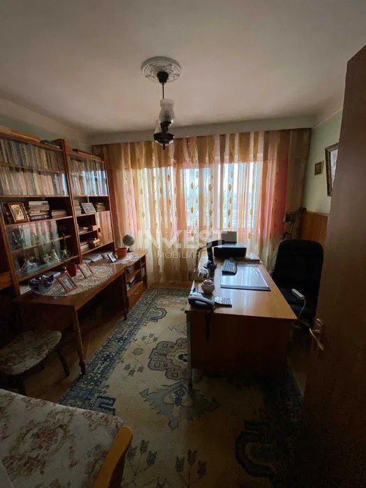 Apartament de vanzare cu 4 camere in zona Mircea cel Batran - 92mp  - 3