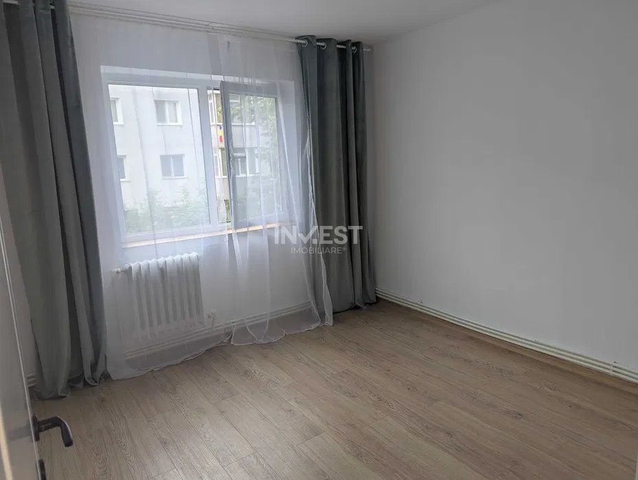 Apartament cu 3 camere de vanzare in zona Zimbru- Renovat  - 3