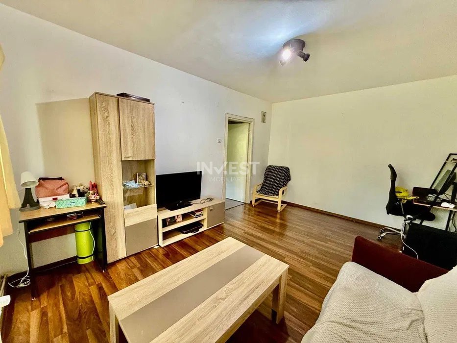 Apartament 2 camere - etajul 2 - Podu Roș, Liceul Racoviță - 6