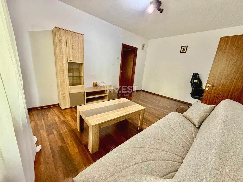 Apartament 2 camere - etajul 2 - Podu Roș, Liceul Racoviță - 2