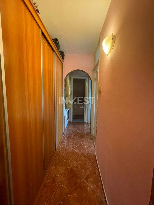 Apartament 3 camere decomandat-Pod de Fier-etaj 2 - 5