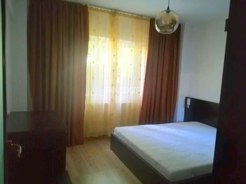 Apartament 2 camere-59 mp-Tatarasi-bloc 2007 - 5