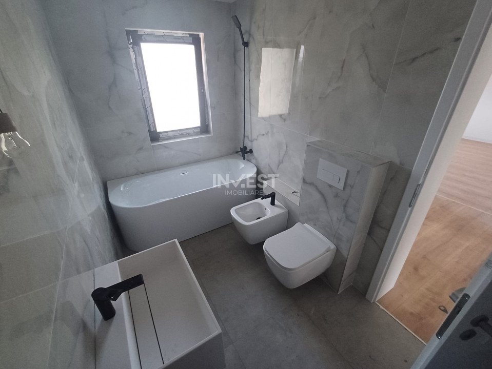 CASA PREMIUM CU 4 CAMERE , 120 MP UTILI MIROSLAVA-VALEA URSULUI  - 8