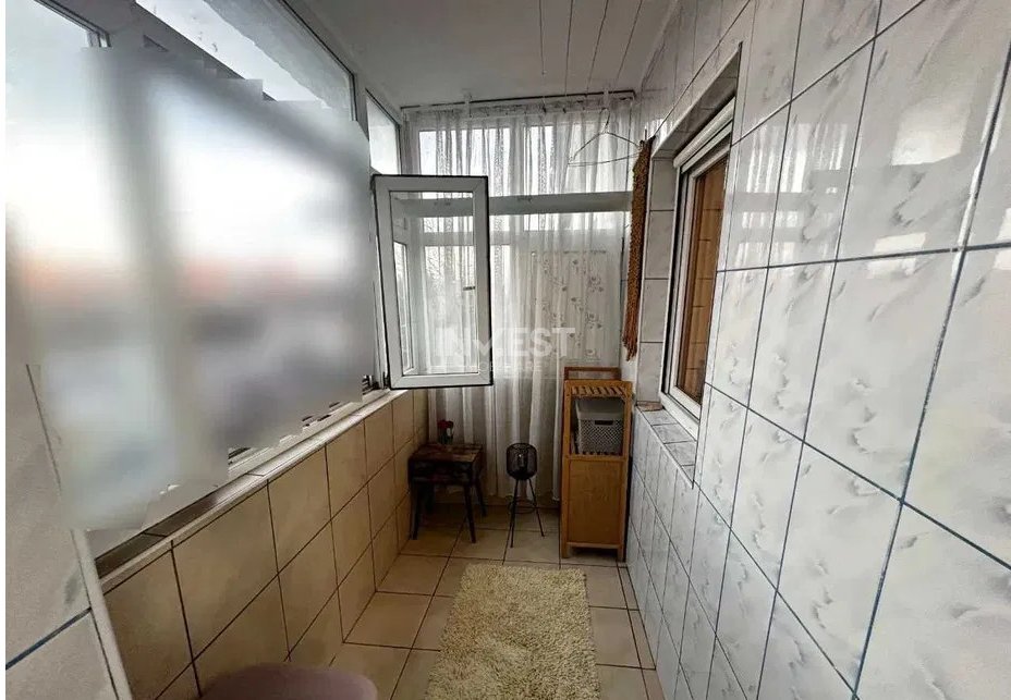 Apartament de vanzare cu 3 camere in Alexandru cel Bun  - 6