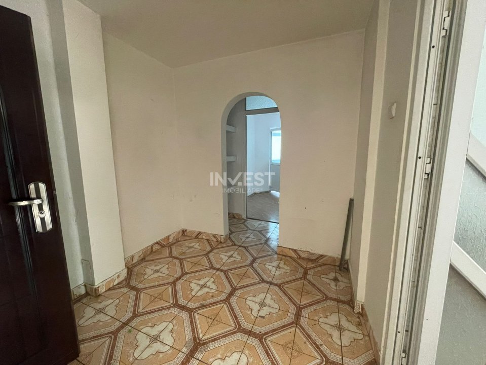 Apartament 2 camere decomandat, etaj 1/4, Clopotari  - 3