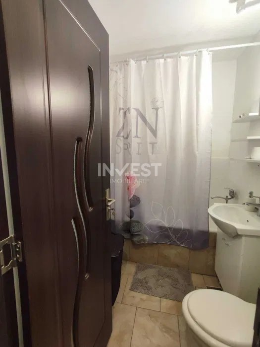 Apartament cu 2 camere in zona Dacia- Etajul 1  - 3