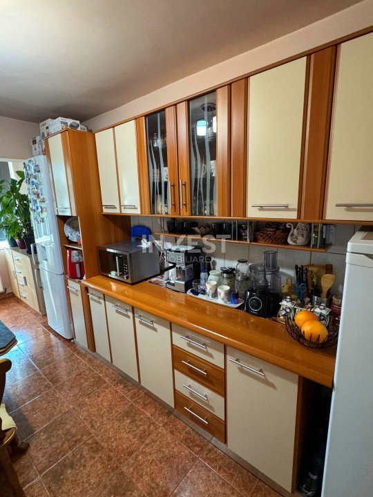 Apartament 3 camere-Metalurgie-Gradinari-etaj intermediar-bloc 1980 - 9
