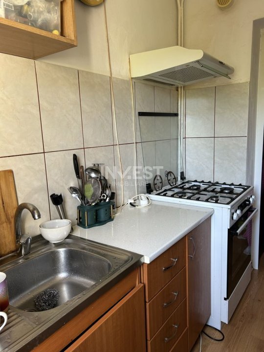 Apartament de vanzare 3 camere, zona Pacurari - Alpha Bank, Iasi - 2