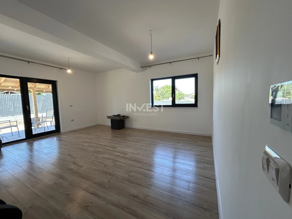 CASA 4 CAMERE , BECI , 476 MP TEREN , CAPAT CUG - 7