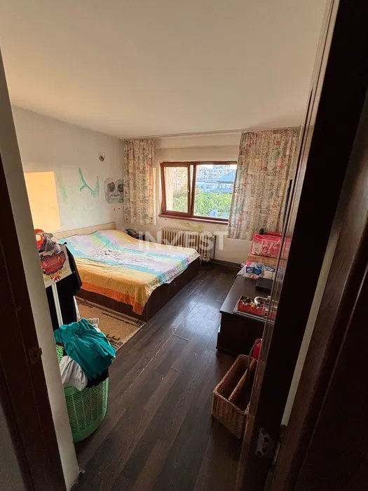 Apartament 3 Camere, decomandat, 67mp, mobilat și utilat, Nicolina