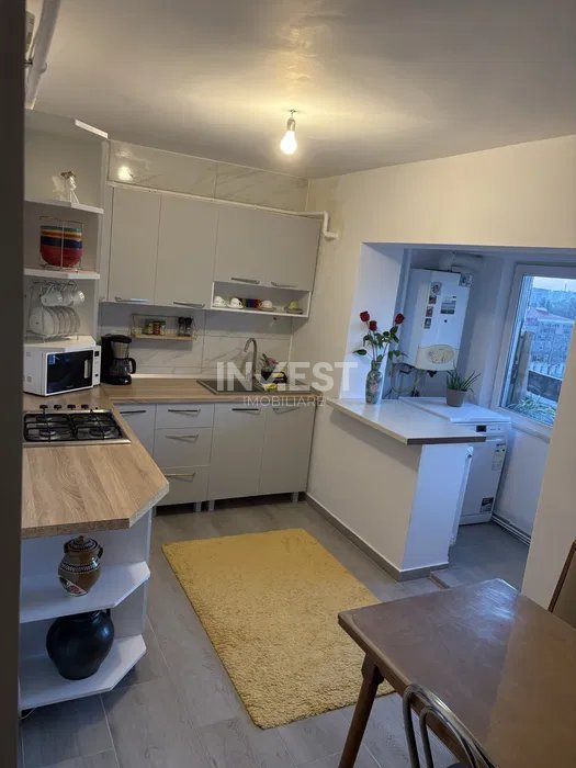 Apartament spațios, 3 camere, zona centrală – 80 mp - 5