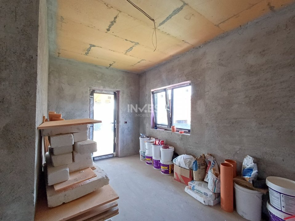 CASA 4 CAMERE , BECI , VALEA ADANCA 5 DRUMURI - 13
