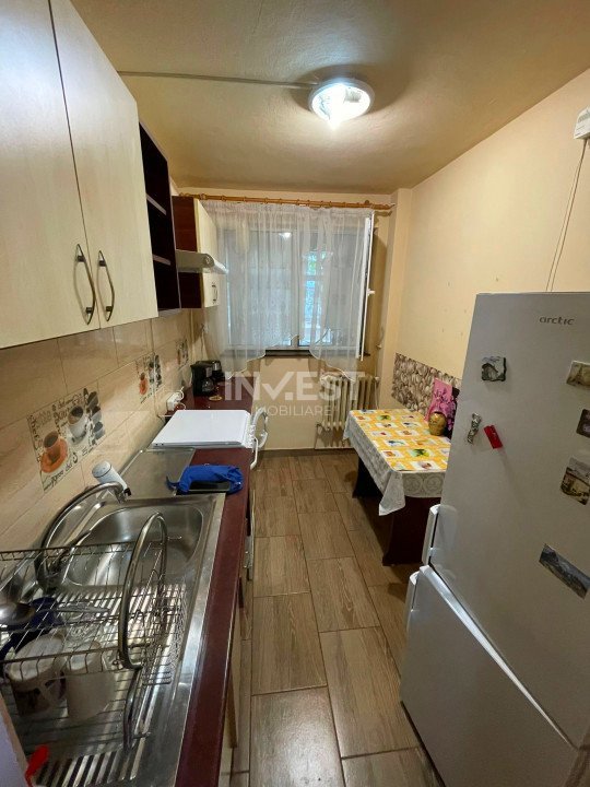 Apartament 2 camere-Podu Ros-sens giratoriu-bloc fara risc - 4