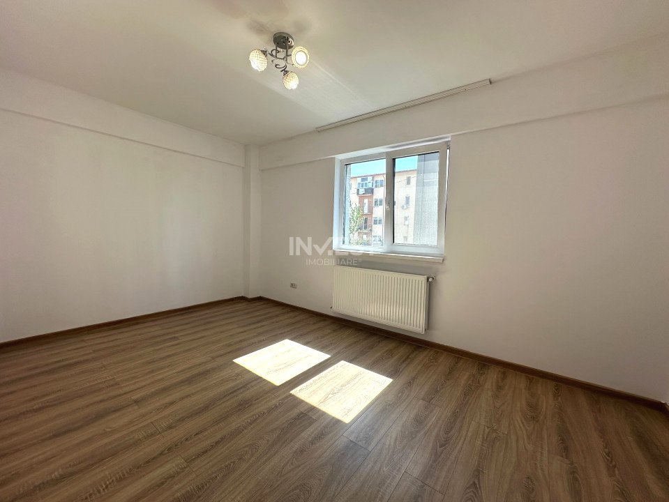 2 CAMERE MALL MOLDOVA - 3