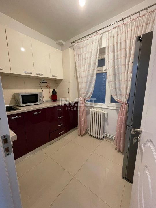 Mircea cel Batran- Apartament 2 camere, etajul 1  - 4