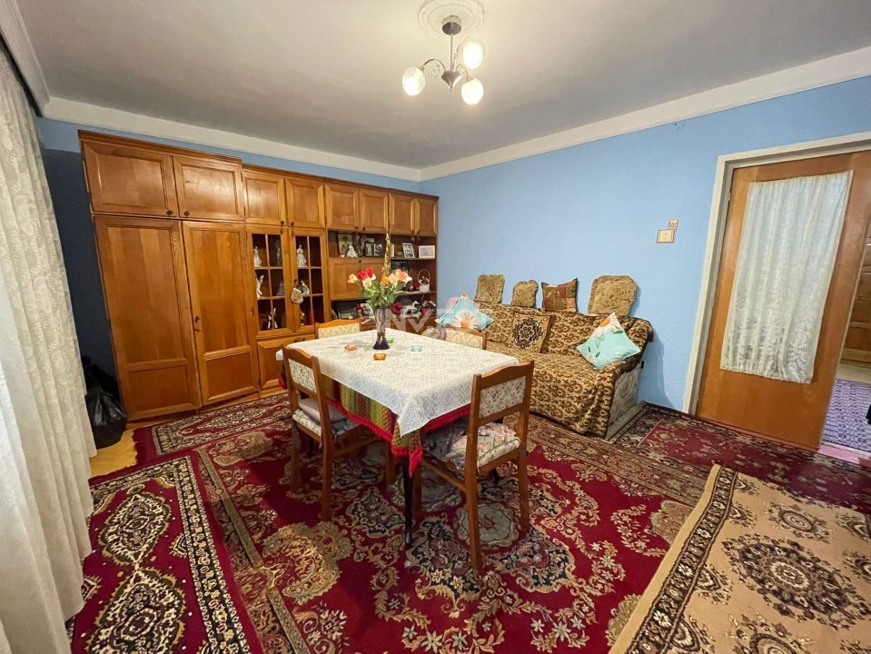 Apartament 3 camere+boxa-bloc 1989-Centru-Targu Cucu - 3
