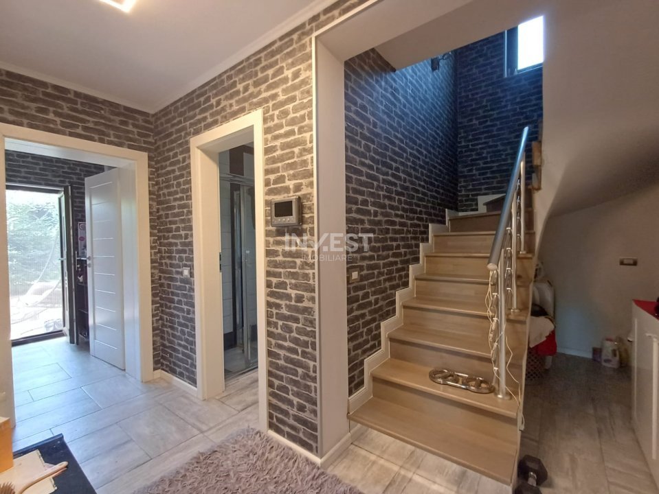 VILA CU 5 CAMERE , 150 MP UTILI , BECI , GARAJ , 700MP TEREN , VISAN-BUCIUM - 14
