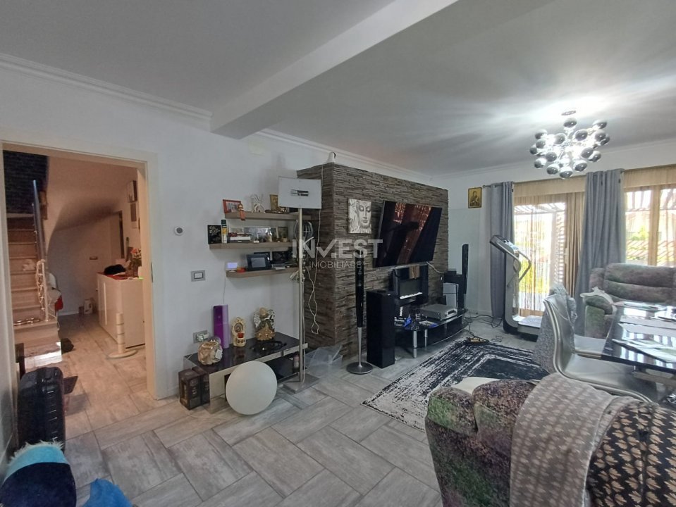 VILA CU 5 CAMERE , 150 MP UTILI , BECI , GARAJ , 700MP TEREN , VISAN-BUCIUM - 19
