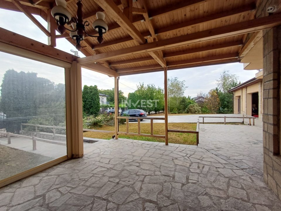 CASA PREMIUM  MIROSLAVA , 250MP UTILI, 5 CAMERE, BECI, 2 GARAJE, 1100 MP TEREN - 9