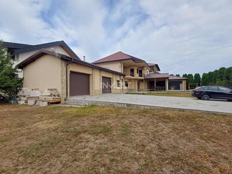 CASA PREMIUM  MIROSLAVA , 250MP UTILI, 5 CAMERE, BECI, 2 GARAJE, 1100 MP TEREN - 2