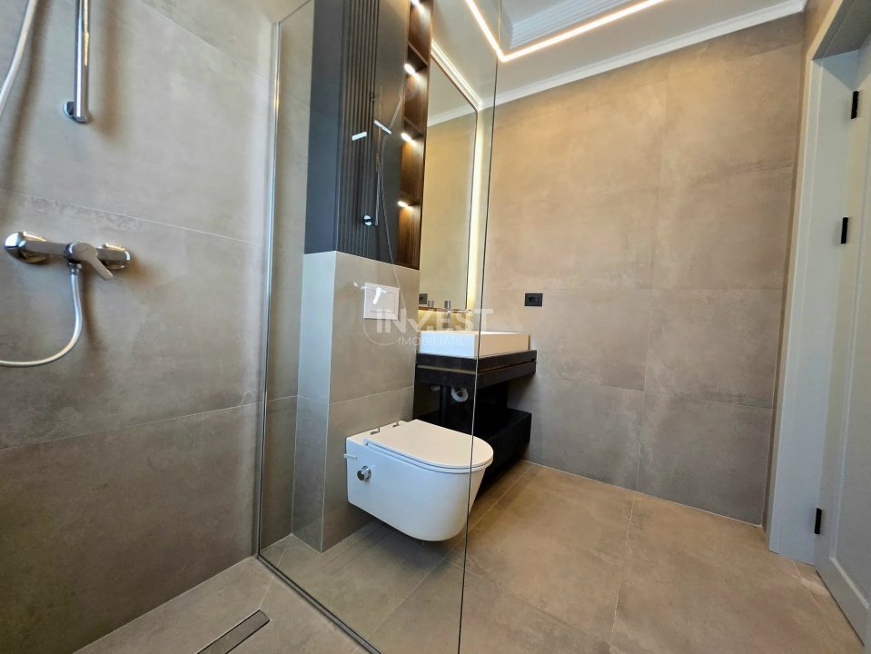 CASA CU 4 CAMERE GALATA , 145 MP UTILITI SI 480 MP DE TEREN - 7