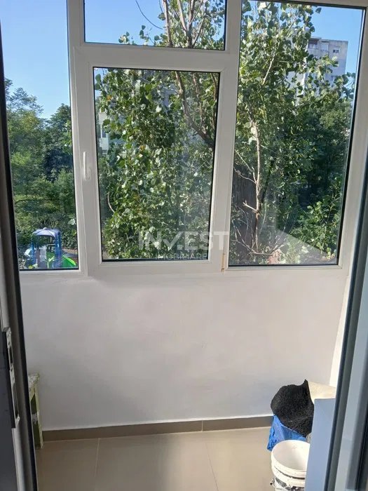 Apartament cu 3 camere de vanzare in zona Zimbru- Renovat  - 3