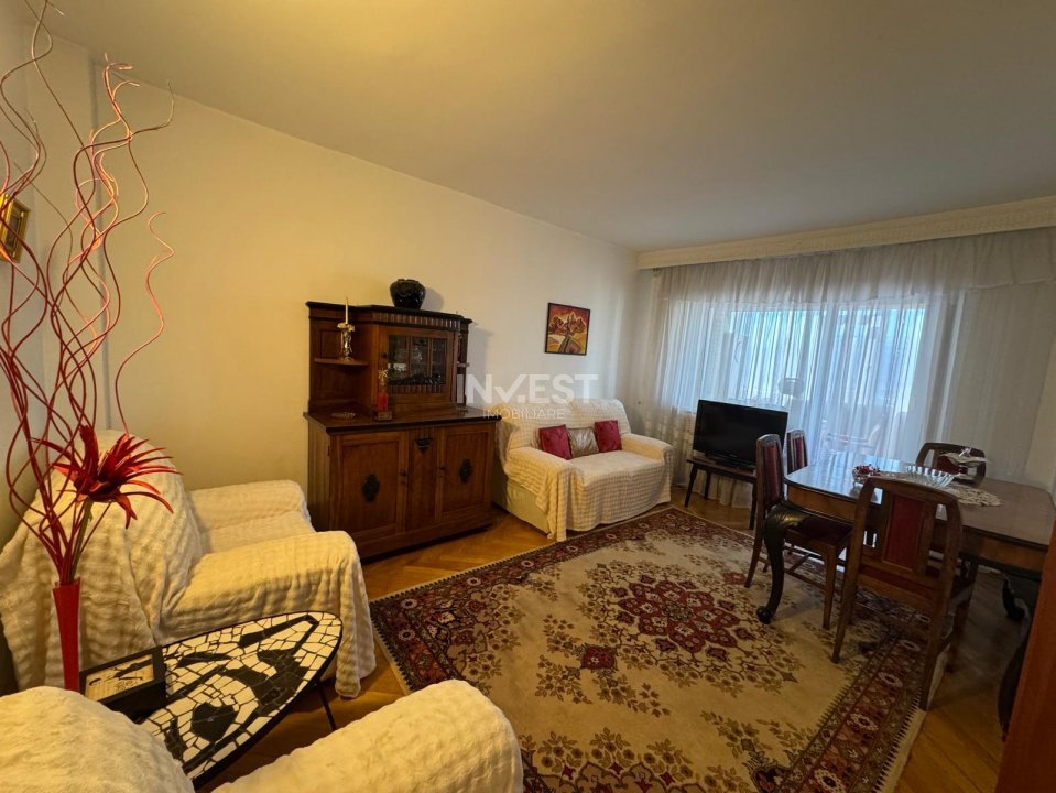 DE INCHIRIAT - APARTAMENT 3 CAMERE, 2 BAI - PALAS MALL  - 7