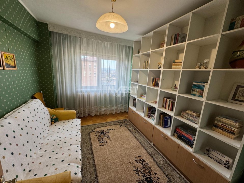 DE INCHIRIAT - APARTAMENT 3 CAMERE, 2 BAI - PALAS MALL  - 1