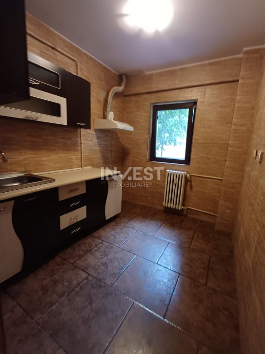 Dacia- Apartament cu 2 camere decomandat  - 3