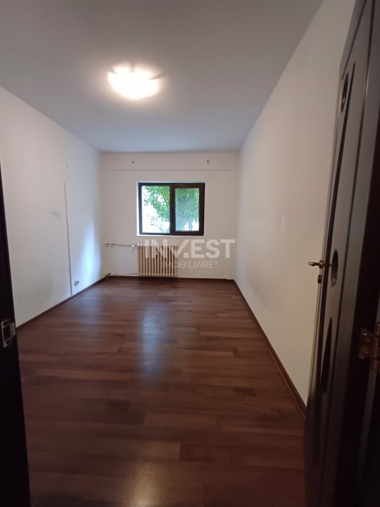 Dacia- Apartament cu 2 camere decomandat  - 2