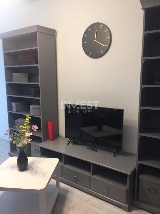 INCHIRIERE-APARTAMENT 2 CAMERE-DECOMANDAT-ZONA PALAT - 4