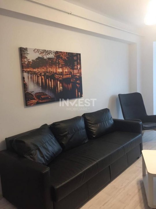 INCHIRIERE-APARTAMENT 2 CAMERE-DECOMANDAT-ZONA PALAT - 1