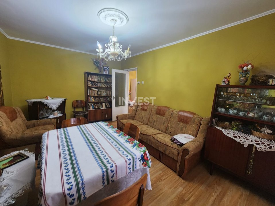 Apartament de vanzare cu 3 camere si 2 bai- zona Dacia  - 1