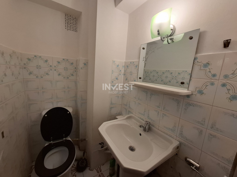 INCHIRIERE-APARTAMENT 3 CAMERE-DECOMANDAT-CENTRU - 9