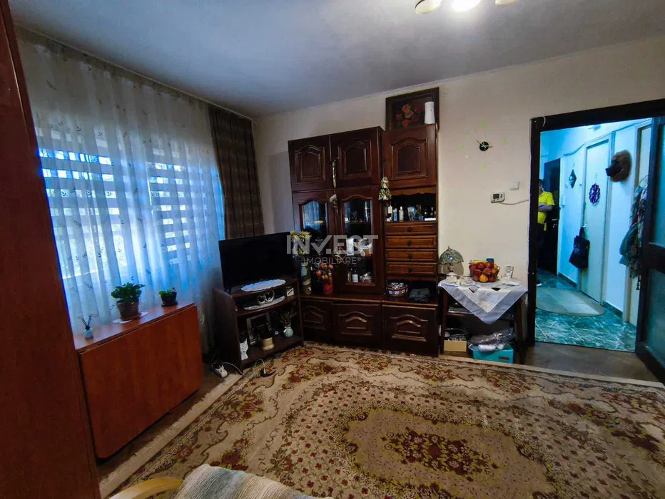 Apartament 2 camere-etaj 1-bloc fara risc-Podu Ros - 2