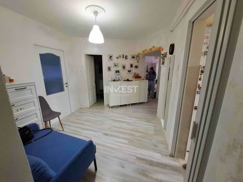 Apartament 3 camere decomandat-Metalurgie-etaj intermediar - 3