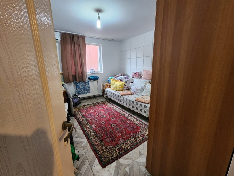 CASA CU 3 CAMERE , STRADA VECHE-NICOLINA , POSIBILITATE SCHIMB CU APARTAMENT - 7