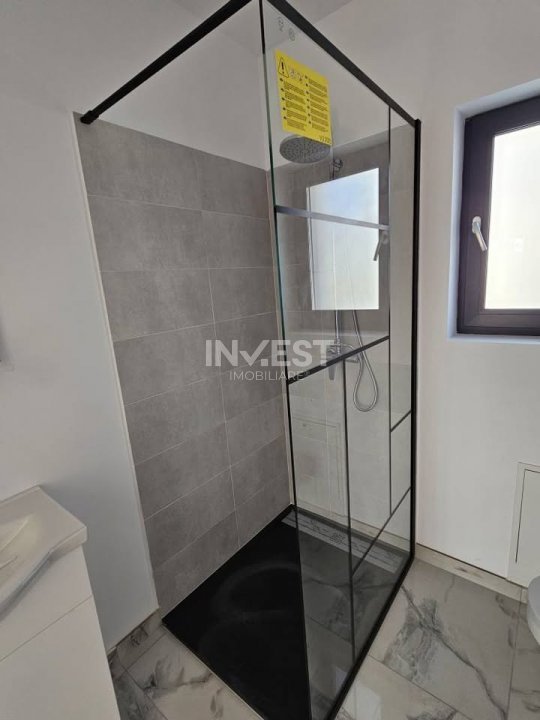 CASA INDIVIDUALA .4 CAMERE, 480 MP TEREN,  1km de Family Market Miroslava - 7