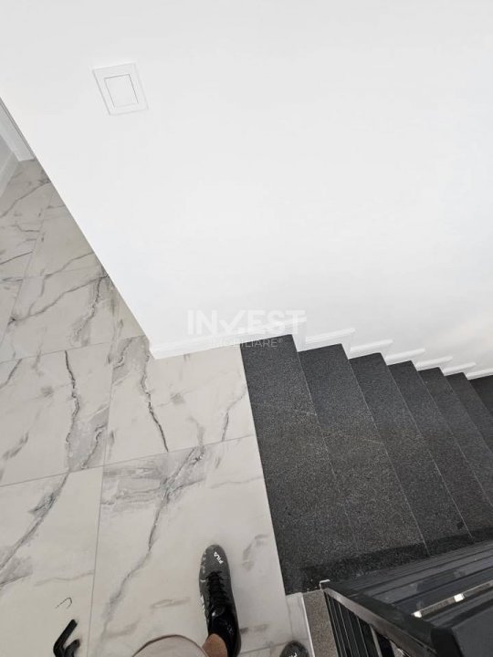 CASA INDIVIDUALA .4 CAMERE, 480 MP TEREN,  1km de Family Market Miroslava - 12