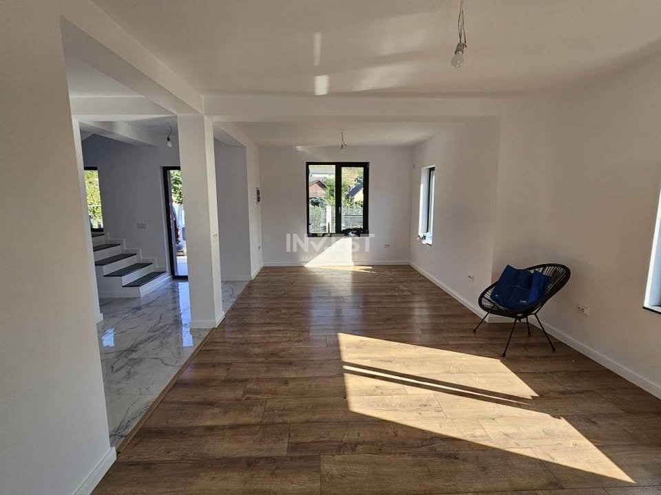 CASA INDIVIDUALA .4 CAMERE, 480 MP TEREN,  1km de Family Market Miroslava - 15